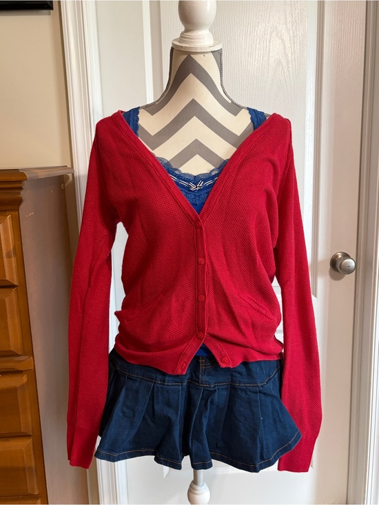 American Eagle Outfitters Sweaters - American Eagle Cardigan Size Medium